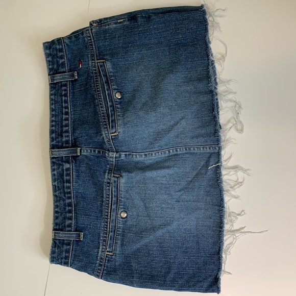 ✨TOMMY HILFIGER✨ Blue Denim Miniskirt - Picture 3 of 5